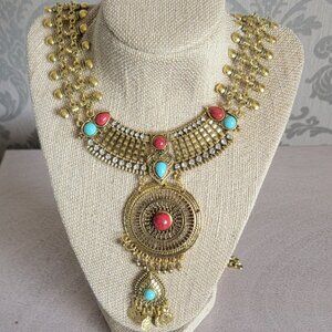 Chunky Gold Tone Boho Belt